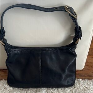 COACH Black Leather Shoulder Bag